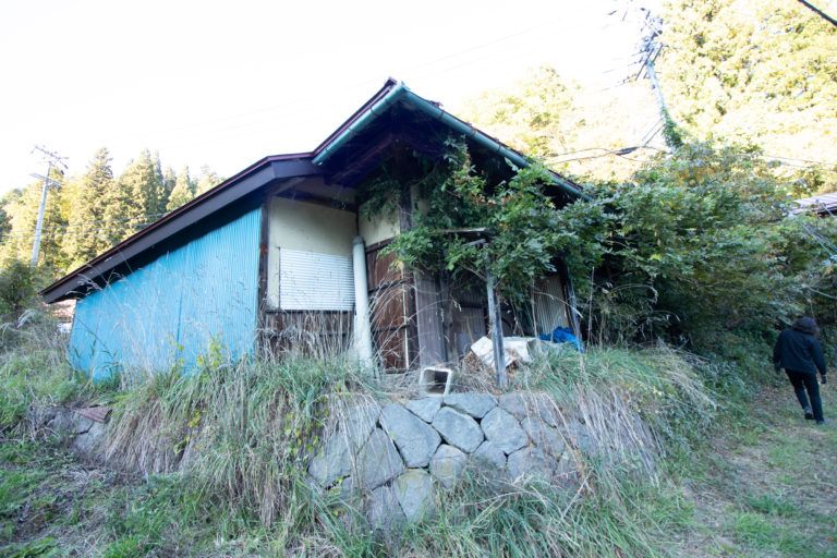 100 Yen Meiji-Era House, Dozo & Warehouse Set in Nagano - Thumbnail 3