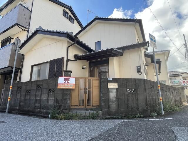 5DK Detached House for Sale in Showa-machi, Kochi City - Thumbnail 2