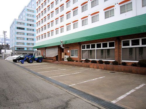 White Plaza Yuzawa Building 1 Condo for Sale in Niigata Ski Resort - Thumbnail 2