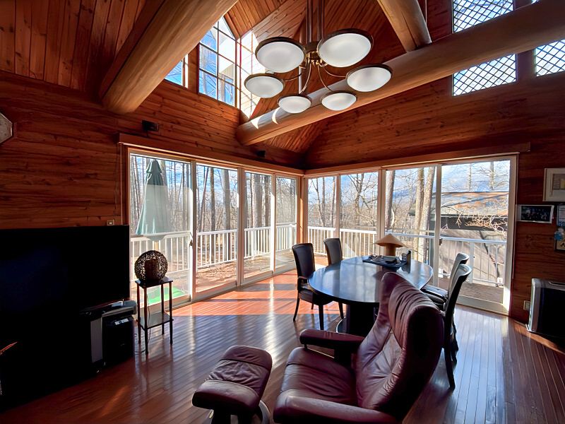 Mountain Home with Asama Views in Karuizawa - Thumbnail 3