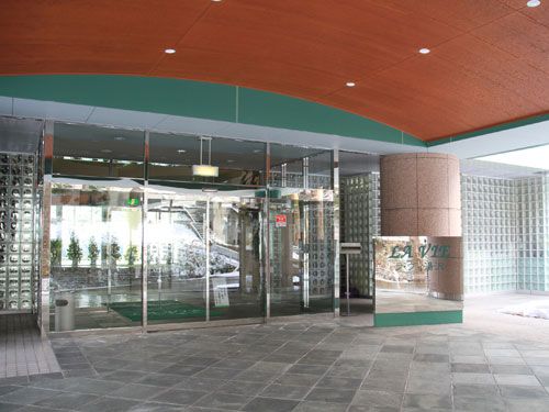 La Vie Yuzawa Resort Condo for Sale in Niigata Snow Country - Thumbnail 2