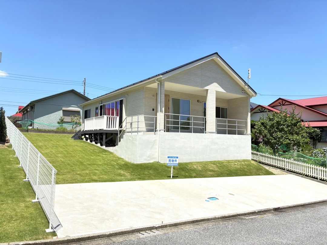 5LDK+1LDK Detached House in Onjuku, Chiba Prefecture - Thumbnail 2