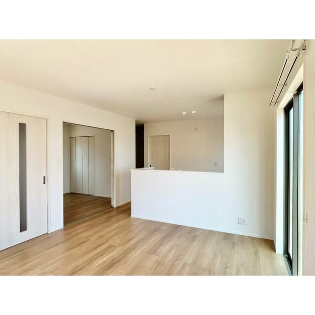 New 4LDK House in Kōnan City, Kōchi with Solar Power - Thumbnail 4