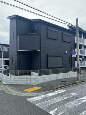 New 4LDK Detached House in Kochi City, South-Facing Corner Lot - Thumbnail 2
