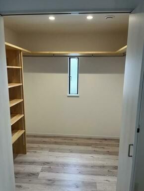 New 4LDK Detached House in Kochi City, South-Facing Corner Lot - Thumbnail 4