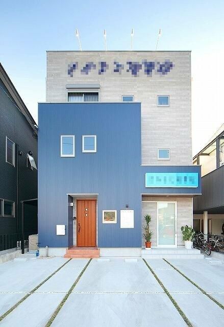 3-Story House for Sale in Kochi City with Solar Panels - Thumbnail 2