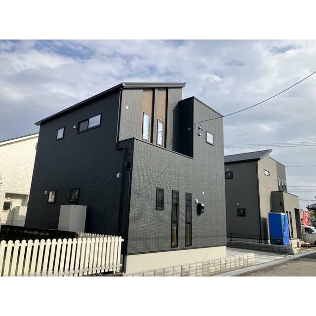 New 4LDK House for Sale Near Tosa-Ichinomiya Station, Kochi - Thumbnail 2