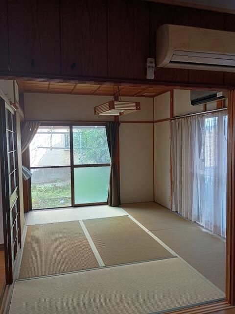 5K Detached House for Sale in Kochi City, 2-min Walk to Higashi-Shinki Station - Thumbnail 2