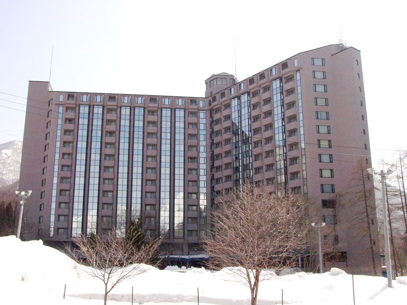 Seibu Villa Naeba Crystal 1LDK Resort Condo for Sale in Niigata - Thumbnail 4