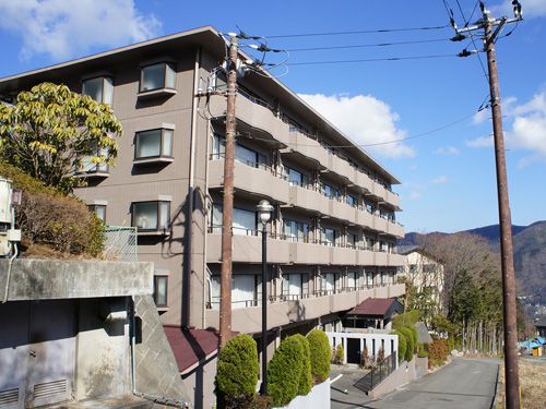 Famille Villa Gora 4 Resort Condo with Hot Spring in Hakone - Thumbnail 2