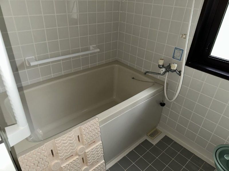 2LDK Apartment for Sale in Yamanakako Village, Yamanashi - Thumbnail 2