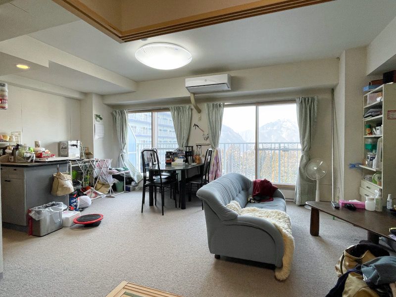 1LDK Resort Condo with Onsen in Yuzawa, Niigata - Thumbnail 4