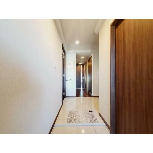 2LDK Apartment for Sale in Kochi City, Kochi Prefecture - Thumbnail 4