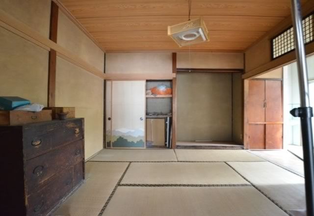 Taisho Era Townhouse for Rent in Sado City, Niigata - Thumbnail 3