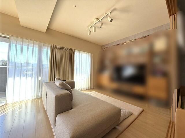 3LDK Apartment for Sale in Kochi City, Kochi Prefecture - Thumbnail 2