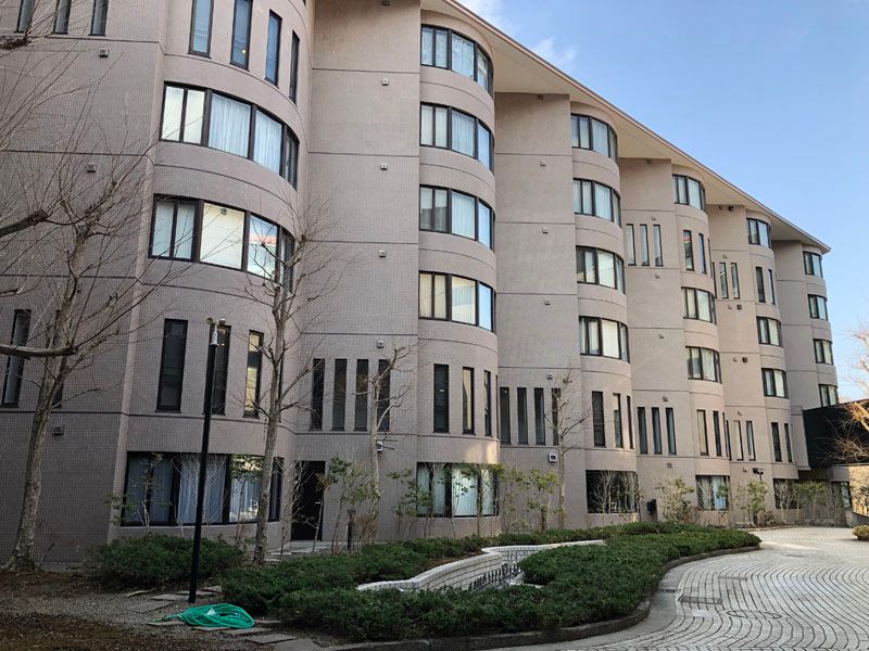 Adlerhorst Yamanakako 2LDK Condo with Roof Terrace for Sale - Thumbnail 3