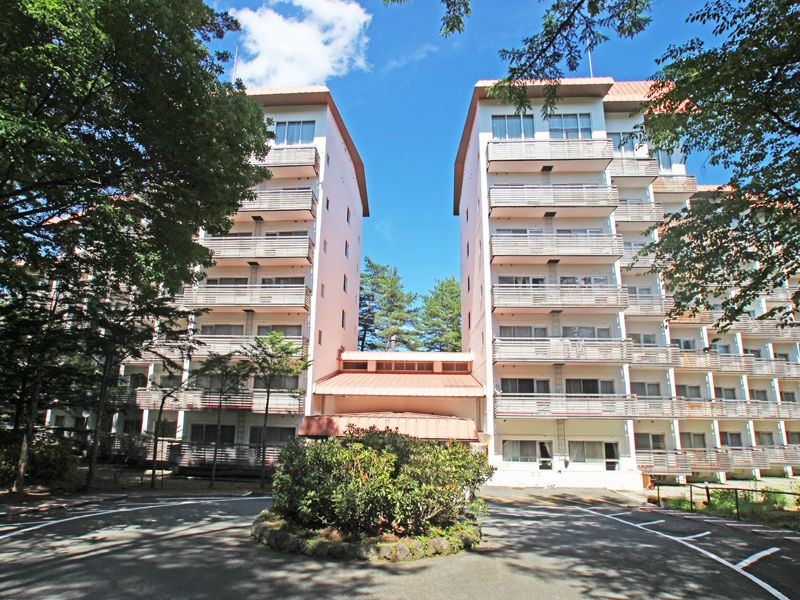 4DK Resort Condo in Kusatsu Onsen with Natural Hot Spring - Image 1