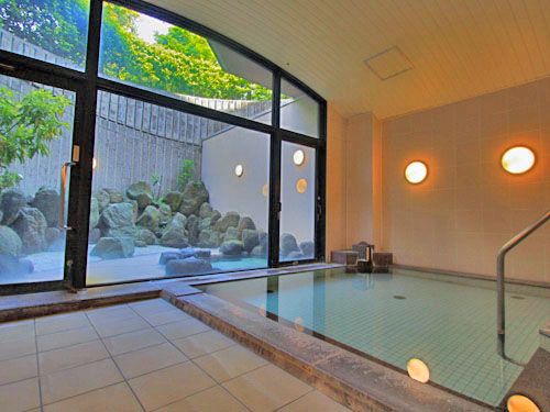 Descent Gora Resort Condo with Hot Spring Bath in Hakone - Thumbnail 3