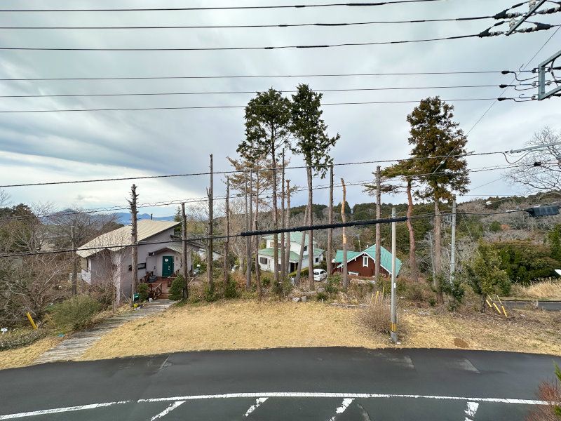 Detached House with Mount Fuji and Sea Views in Fujimi New Town - Thumbnail 3