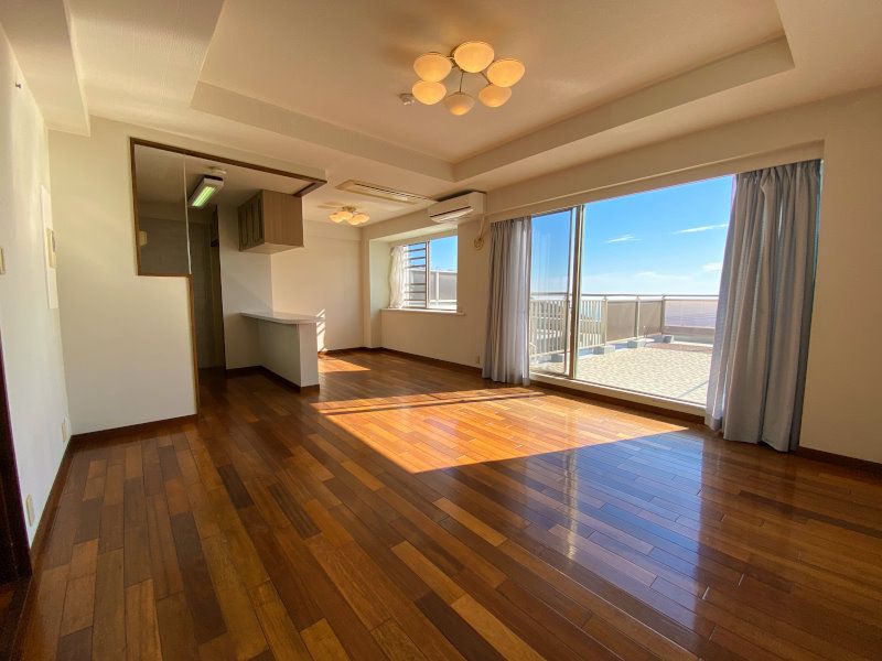 Sun Veil Atami Izusan 2LDK Condo with Hot Spring Baths - Thumbnail 4