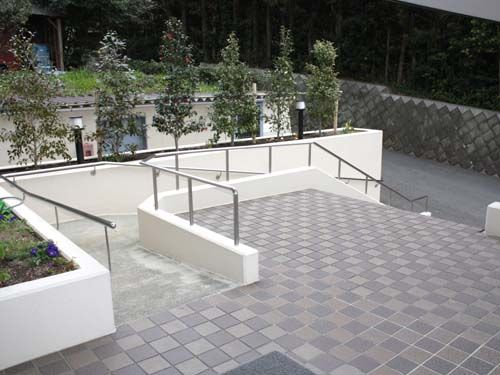 Asahi Fleur Yugawara Apartment with Private Onsen and Bay Views - Thumbnail 3