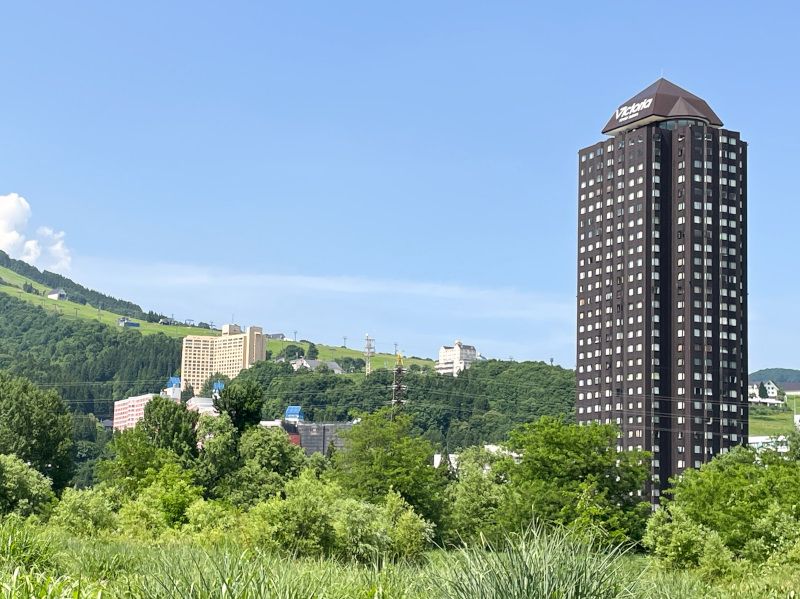 Victoria Tower Yuzawa 1LDK Resort Condo Near Iwappara Ski Field - Thumbnail 4