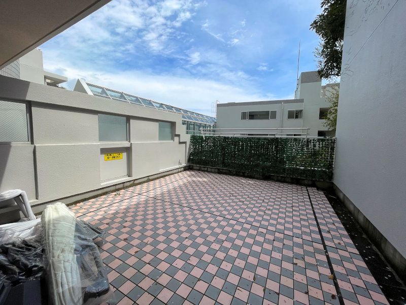 La Vie Atami 1LDK Resort Condo with Hot Spring & Ocean View - Thumbnail 3