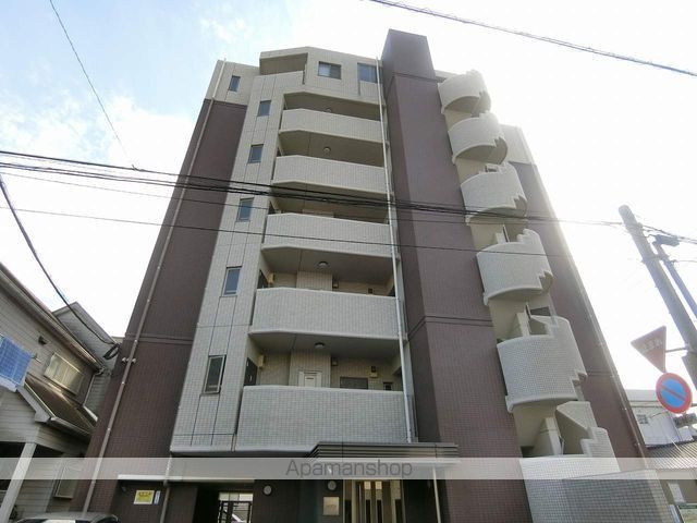 1LDK Apartment for Rent in Kagoshima City Near Nijuchu Station - Thumbnail 3