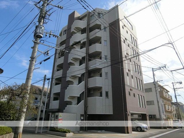 1LDK Apartment for Rent in Kagoshima City Near Nijuchu Station - Thumbnail 2