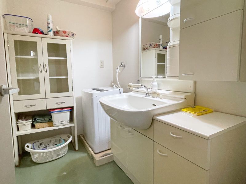 2LDK Resort Apartment for Sale in Yuzawa, Niigata - 80.5m² - Thumbnail 4
