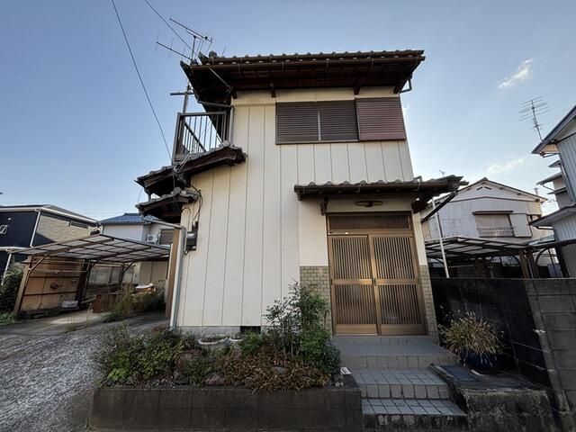 3K Detached House for Sale in Kitakeshimacho, Kochi City - Thumbnail 2