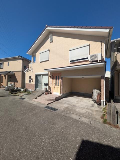 3LDK Detached House for Sale in Kochi City near Tosa-Ichinomiya Station - Thumbnail 2