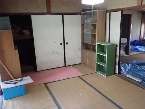 7LDK Kominka with Forest & Rice Field Land for Renovation in Misaki - Thumbnail 3