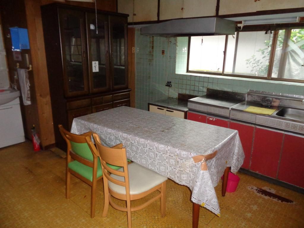 1975 6DK House for Sale in Yatsushiro, Kumamoto - 189 sqm Land - Thumbnail 4