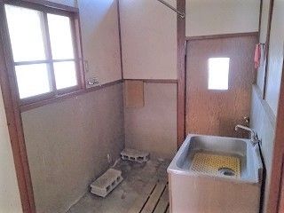 Spacious 6DK House Near Station in Tomioka, Gunma - Thumbnail 3