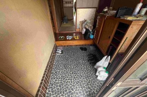 Compact 6K Akiya House with Garden Near JR Station in Sanjo, Niigata - Thumbnail 4