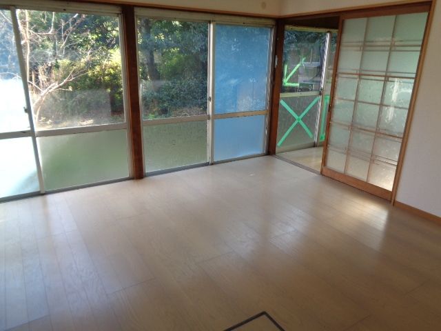 Spacious 5DK Rental House with Sunlit Engawa in Yatsushiro - Thumbnail 4