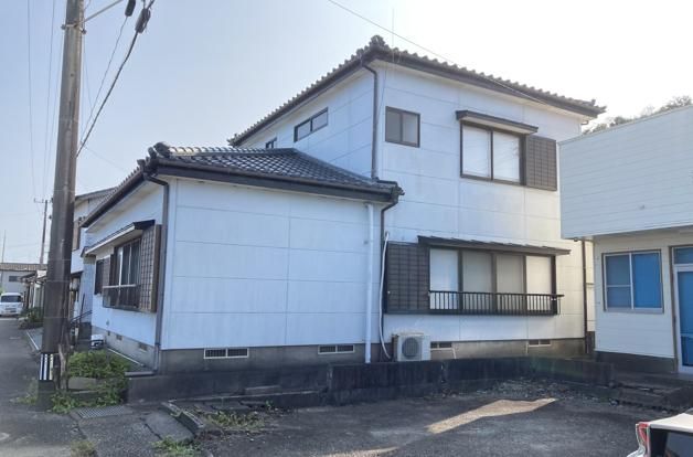 6DK Family House for Sale in Kawaminami, Miyazaki - Thumbnail 2