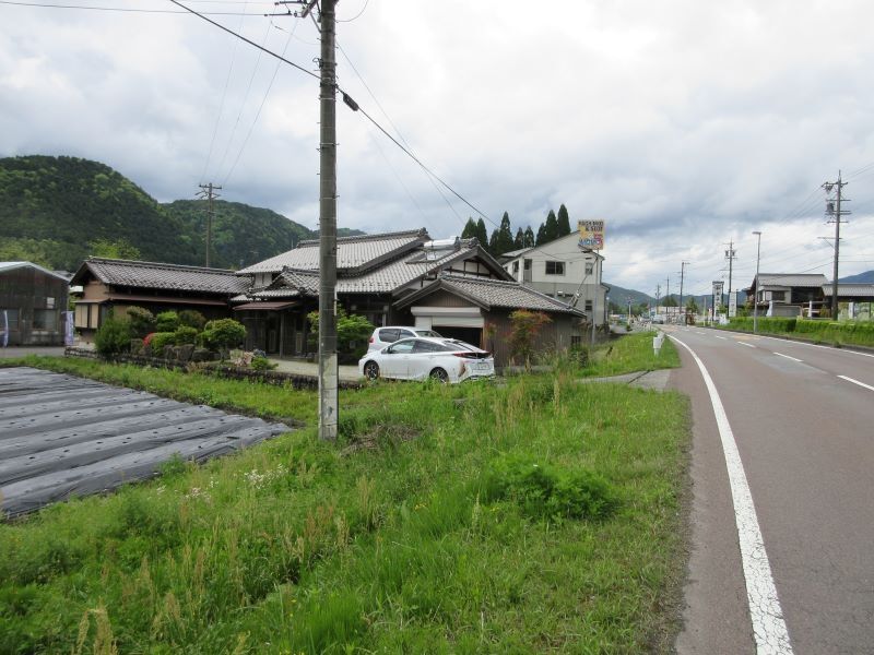 7DK Traditional House for Sale in Nakatsugawa, Gifu - Image 1