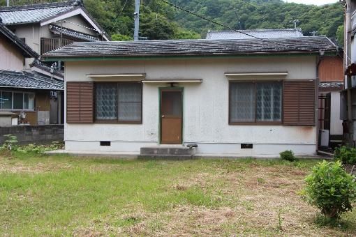 6DK Detached House for Sale in Minamiise, Mie Prefecture - Thumbnail 3