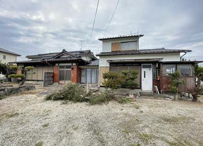 Traditional 6DK House with Large Land in Kanzaki City — Image 1, Kanzaki, Saga