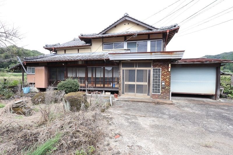 Spacious 7DK Detached House in Takeo City, Saga Prefecture - Thumbnail 3