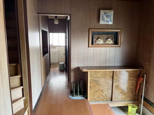 7DK Detached House for Sale in Awara, Fukui - Akiya Bank Property - Thumbnail 2