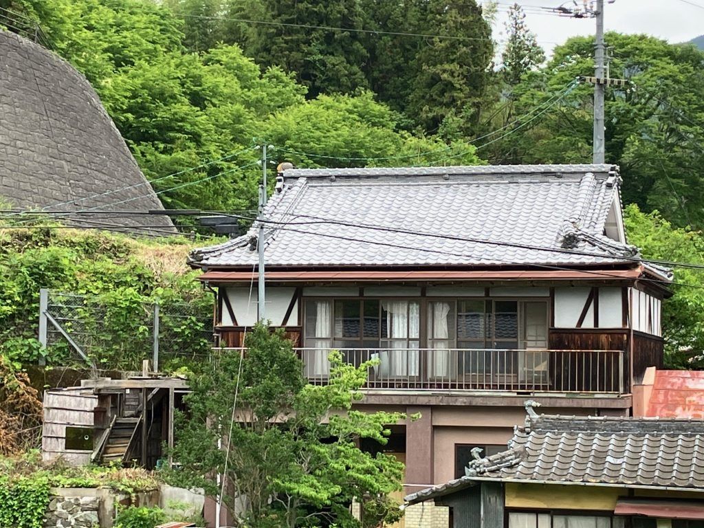 Used 4DK Detached House in Nakayama, Iyo City, Ehime - Thumbnail 2