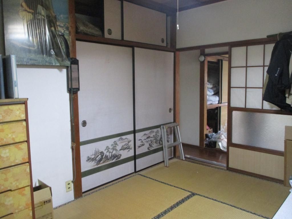 4DK Detached House for Sale in Taku City, Saga Prefecture - Thumbnail 3