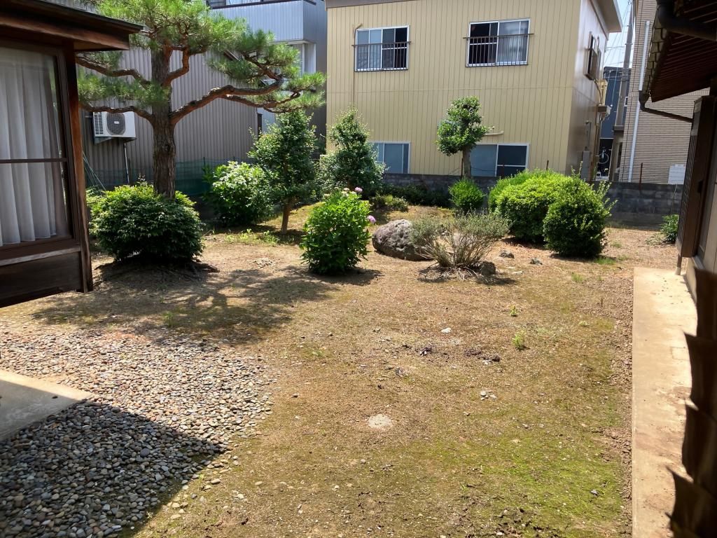 Spacious 6LDK Wooden House for Sale in Fukui City - Thumbnail 4