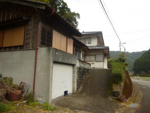 8DK Detached House for Sale in Naka Town, Tokushima - Main Image