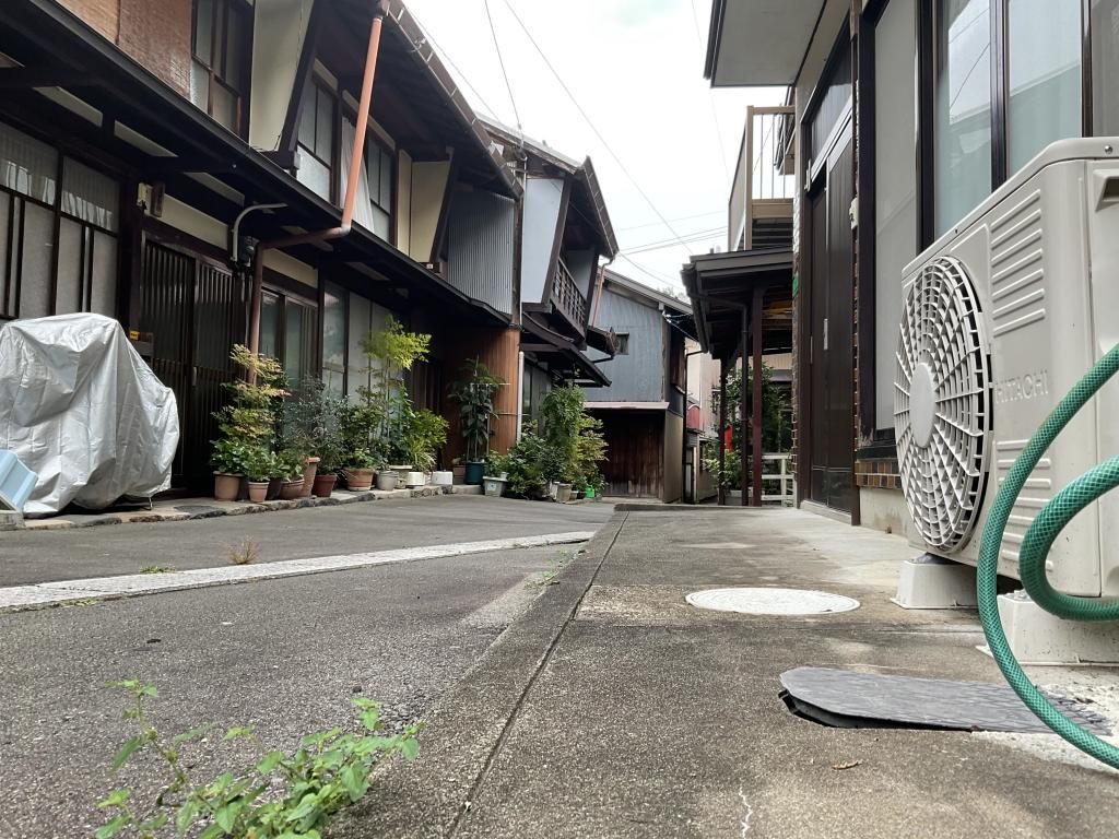Retro 8DK Kominka House in Gujo Hachiman, Gifu - Thumbnail 3