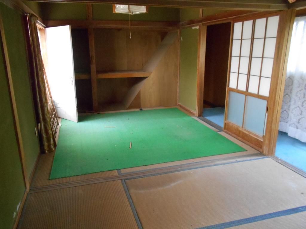 7DK Detached House with Large Shed for Sale in Ebino, Miyazaki - Thumbnail 3