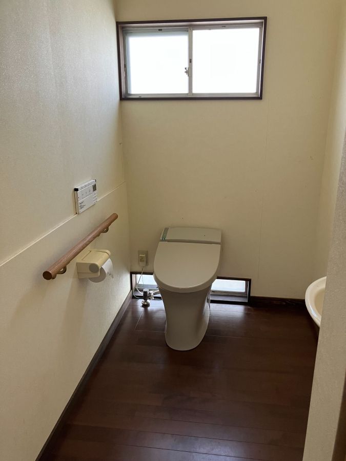 Spacious 5DK House on Large Lot in Miyazaki City - Thumbnail 4